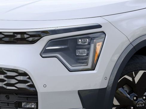 New 2026 Kia Niro Wave w/ Wave Preserve Package FWD image 10
