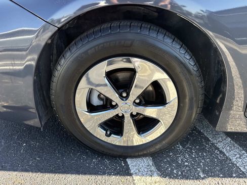 Used 2012 Toyota Prius One image 10