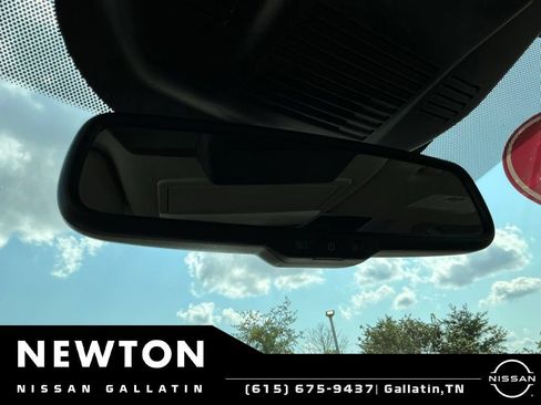 Used 2021 Nissan Rogue Platinum FWD image 30
