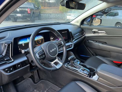 Used 2024 Kia Sportage SX image 6