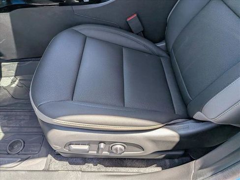 New 2026 Chevrolet Trax ACTIV FWD image 4