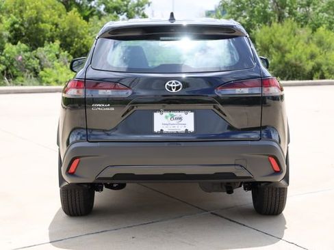 New 2026 Toyota Corolla Cross L FWD image 7