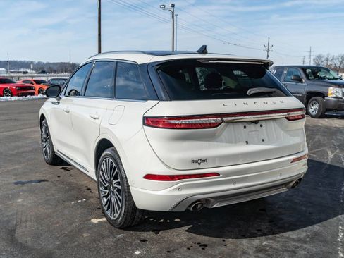 Used 2021 Lincoln Corsair Reserve w/ Equipment Group 201A image 3