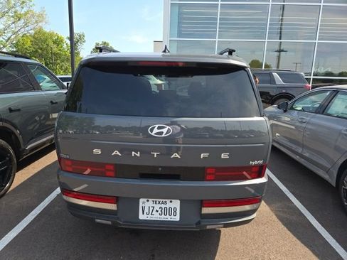 Used 2024 Hyundai Santa Fe Limited FWD image 5