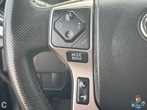 Used 2022 Toyota Tacoma SR image 17