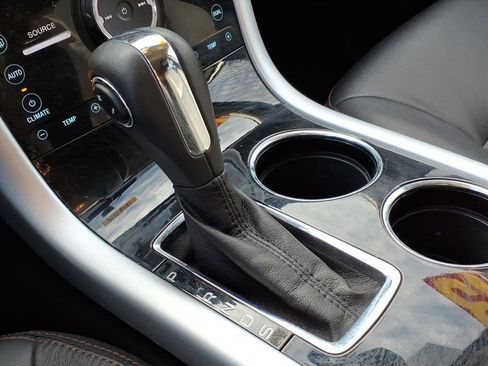 Used 2013 Ford Edge Limited w/ Class II Trailer Tow Pkg image 19