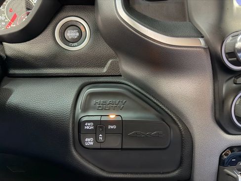 Used 2024 RAM 2500 Big Horn image 25