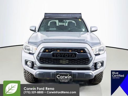 Used 2021 Toyota Tacoma TRD Off-Road w/ Technology Package image 2