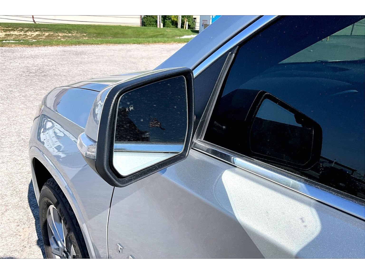 Used 2021 Chevrolet Traverse Premier AWD/4WD image 33