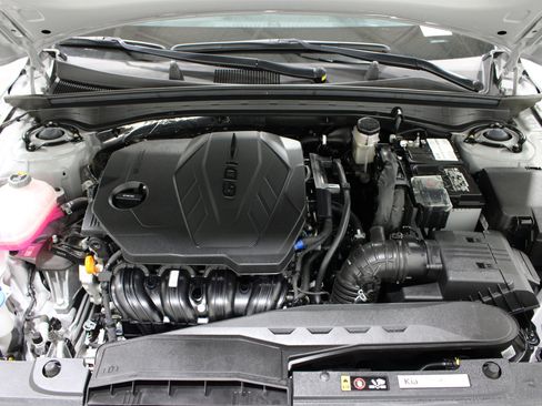 Used 2025 Kia K5 GT-Line FWD image 41