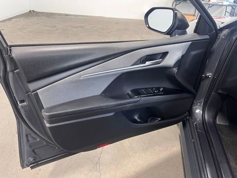 Used 2025 Toyota Camry LE image 24