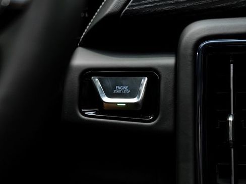 Used 2026 GMC Yukon AT4 Ultimate AWD/4WD image 51
