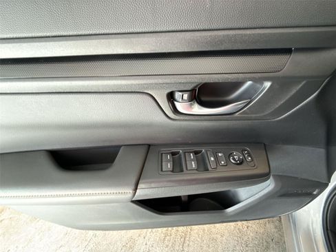 Used 2023 Honda CR-V Sport image 12