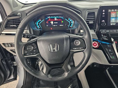 Used 2023 Honda Odyssey Touring image 24