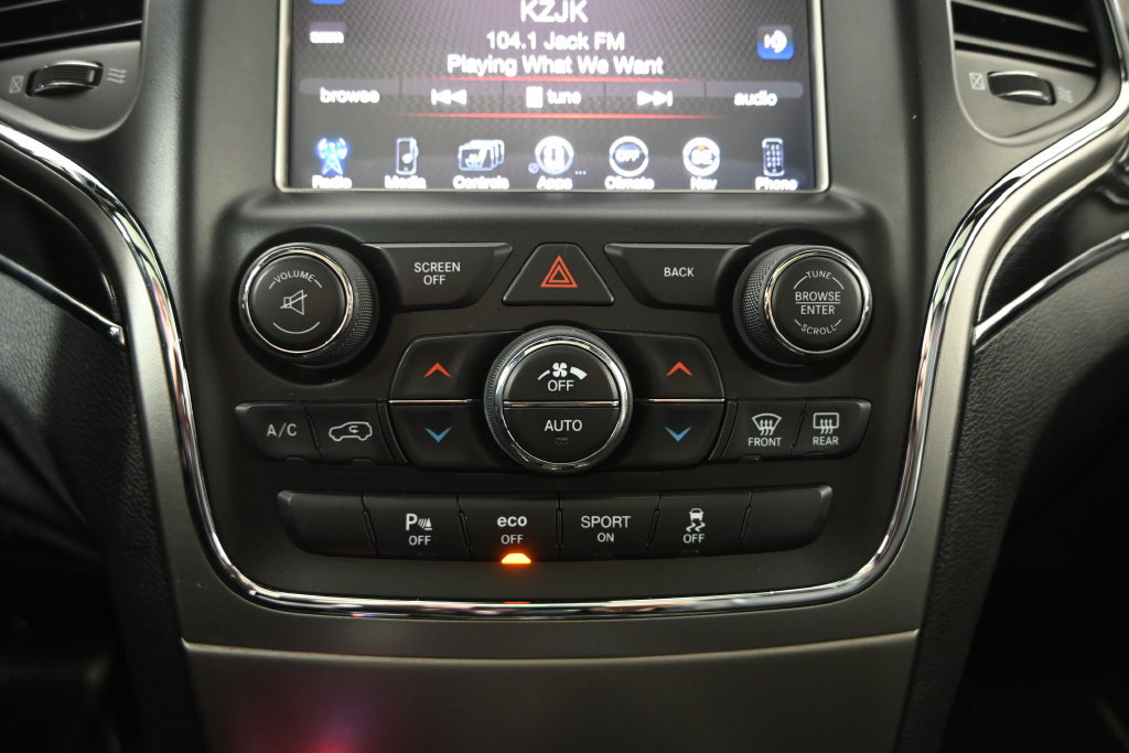 Used 2017 Jeep Grand Cherokee Trailhawk w/ Trailhawk Luxury Group AWD/4WD image 31