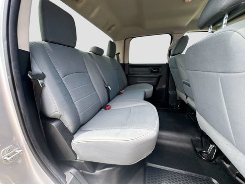 Used 2014 RAM 2500 Tradesman w/ Chrome Appearance Group AWD/4WD image 30