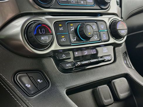 Used 2019 Chevrolet Tahoe LT RWD image 24