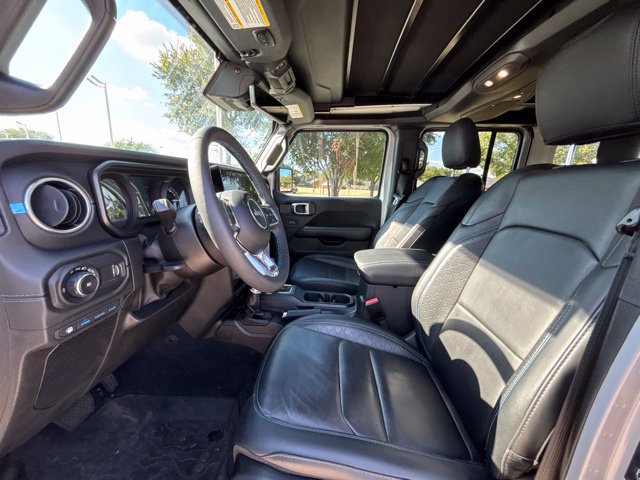 Used 2024 Jeep Wrangler High Altitude AWD/4WD image 10