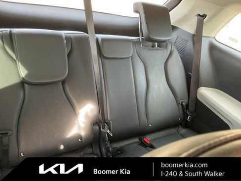 Certified 2024 Kia Carnival LX image 13
