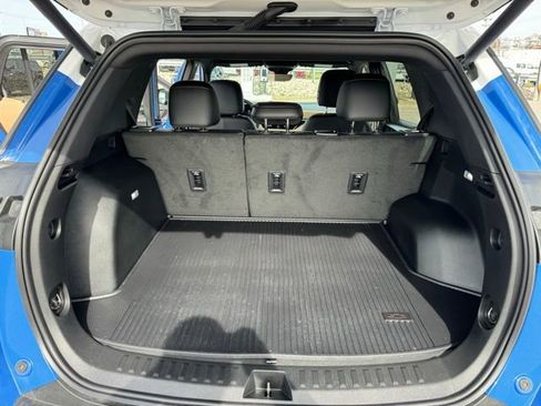 Certified 2025 Chevrolet Equinox ACTIV w/ Safety and Technology Package image 9