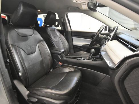 Used 2022 Jeep Compass Limited AWD/4WD image 21