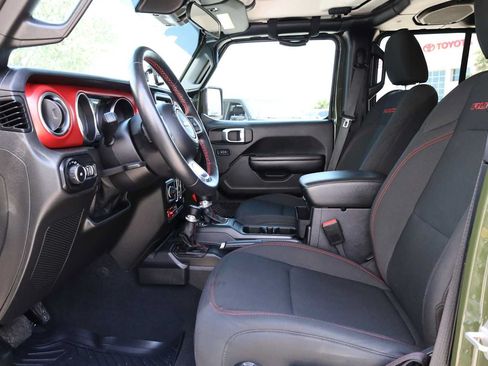 Used 2021 Jeep Wrangler Unlimited Rubicon w/ Safety Group AWD/4WD image 4