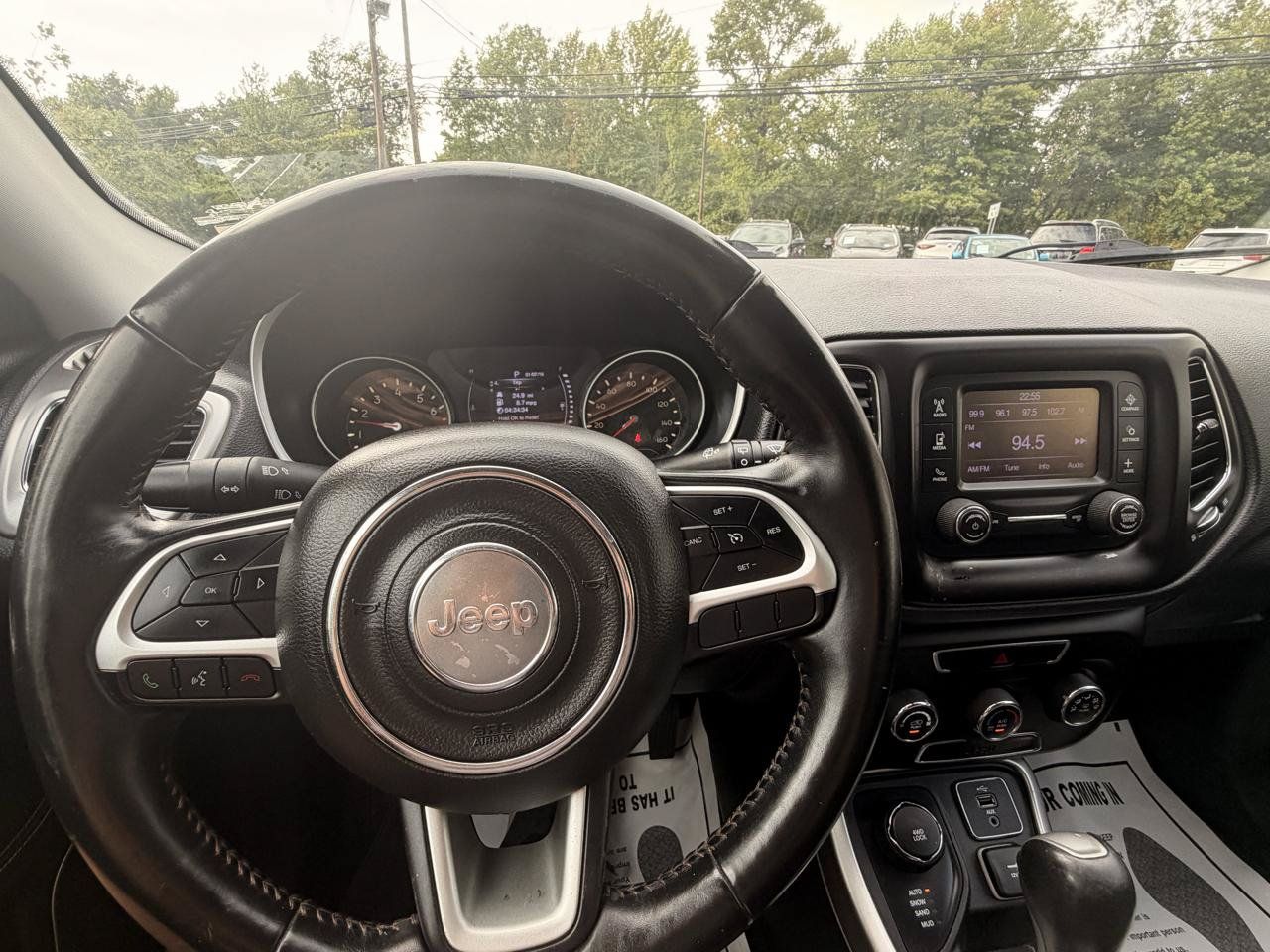 Used 2018 Jeep Compass Latitude AWD/4WD image 26