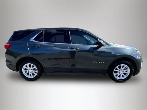 Certified 2020 Chevrolet Equinox LT w/ Driver Convenience Package image 6