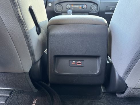 Used 2022 Nissan Frontier SV w/ Technology Package image 29