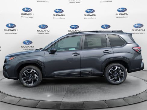 New 2026 Subaru Forester Premium AWD/4WD image 2