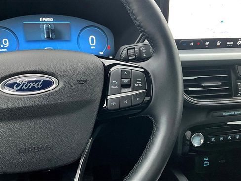 Used 2023 Ford Escape Platinum image 19