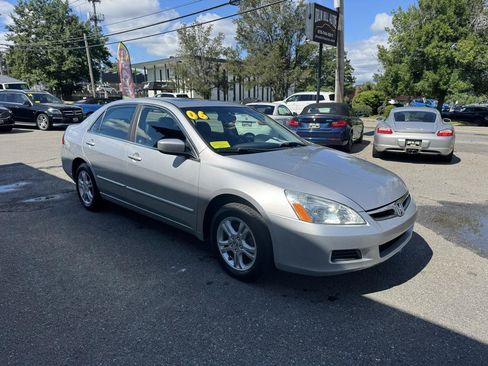 Used 2006 Honda Accord EX-L image 7
