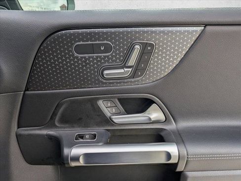 Certified 2026 Mercedes-Benz GLB 250 GLB 250 image 21