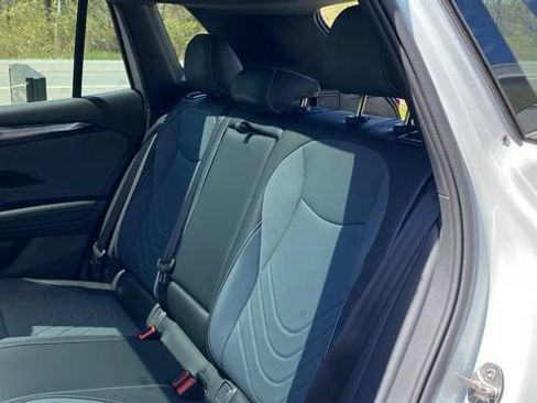 New 2026 Volkswagen Tiguan SE R-Line AWD/4WD image 17