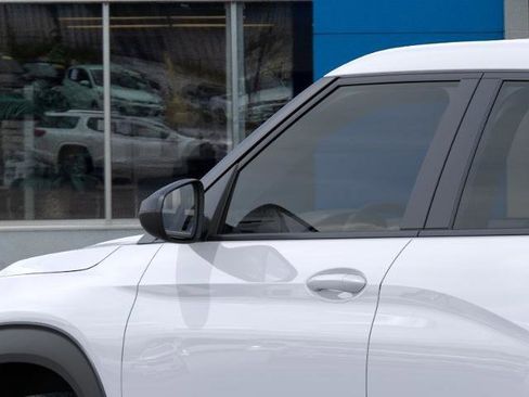 New 2026 Chevrolet TrailBlazer LS FWD image 12