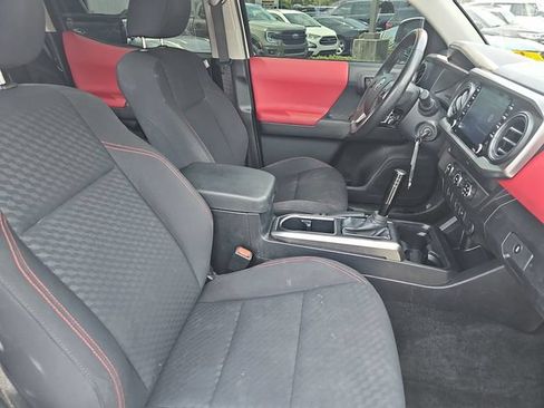 Used 2023 Toyota Tacoma SR5 RWD image 12