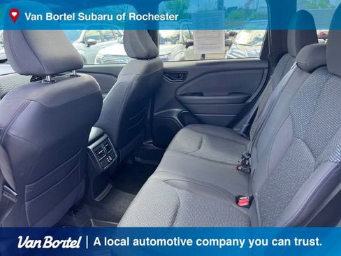 Used 2025 Subaru Forester Premium AWD/4WD image 24