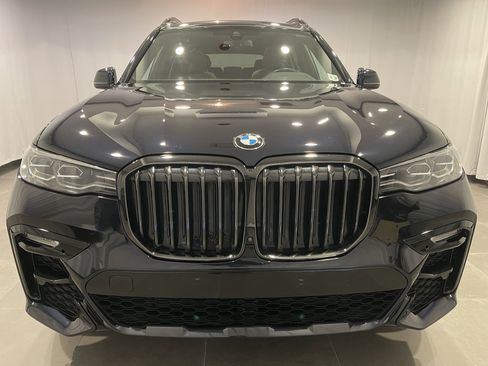 Certified 2022 BMW X7 xDrive40i w/ M Sport Package image 2