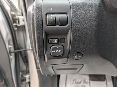 Used 2011 Subaru Forester 2.5X Touring w/ Rugged Pkg 1F AWD/4WD image 19
