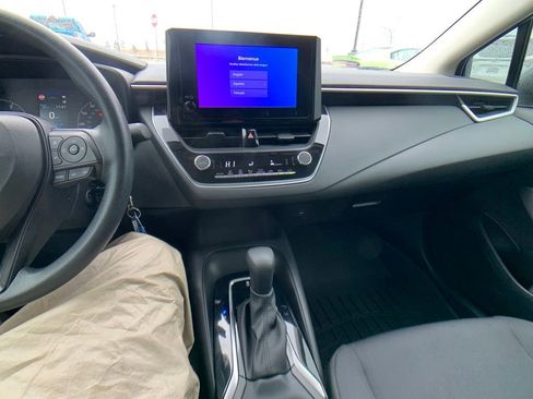 Used 2023 Toyota Corolla LE image 19