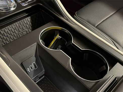 Used 2025 Lincoln Nautilus Premier w/ Equipment Group 102A image 25