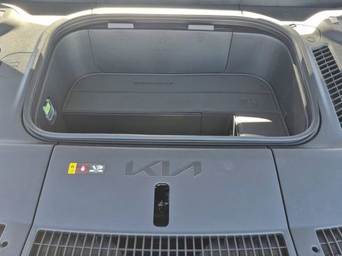 New 2026 Kia EV9 Land image 18