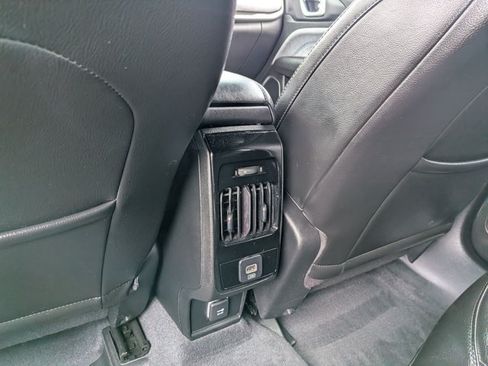 Used 2023 Jeep Compass Latitude AWD/4WD image 23