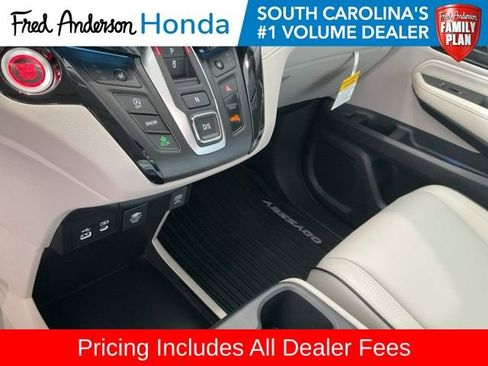 New 2026 Honda Odyssey Touring image 13
