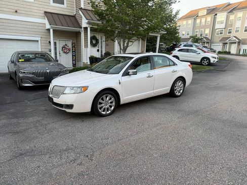 Used 2012 Lincoln MKZ AWD image 1