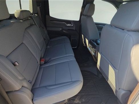 New 2026 GMC Sierra 1500 SLT w/ SLT Premium Plus Package image 17