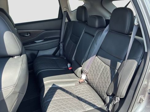 Used 2019 Nissan Murano Platinum w/ Cargo Package FWD image 14