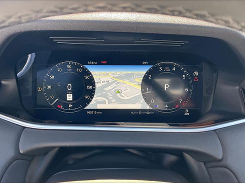 Used 2020 Land Rover Range Rover Evoque SE image 25