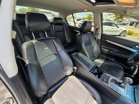 Used 2013 INFINITI G37 x Sedan w/ Premium Pkg AWD/4WD image 25