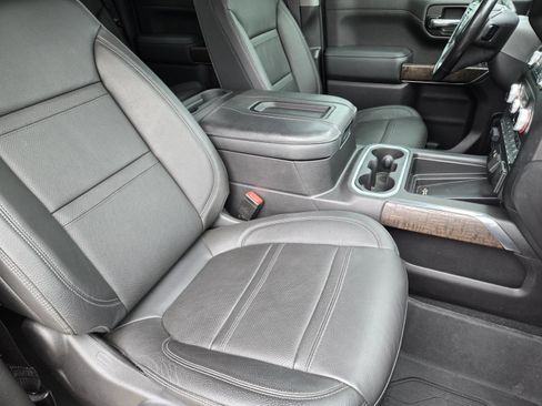 Used 2022 GMC Sierra 1500 Denali w/ Denali Premium Package AWD/4WD image 10